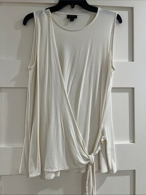 J. Jill cream sleeveless tunic
